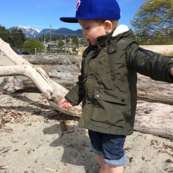 ❄️ 1.5-2.5y H&M Kids Army Green Winter Jacket - Picture 3 of 11